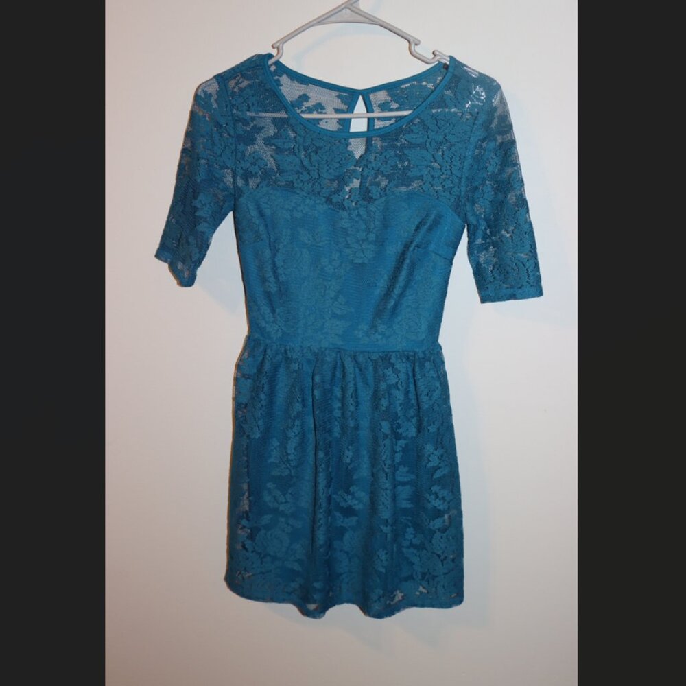 City Triangles half sleeved, blue lace floral dress, lace overlay size 1